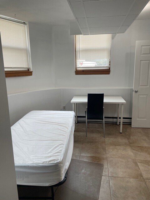 2 Colliston Rd unit B, Brighton, MA 02135 - photo 3