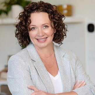 Suzanne Dickson