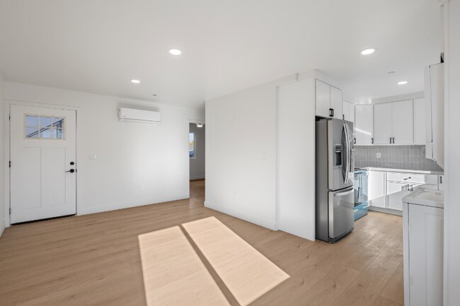 3724 Acacia St unit Building A Unit 1, San Diego, CA 92113 - photo 6