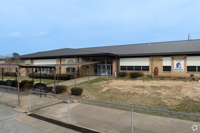 R H Long Middle School received an A+ rating from Niche in the teacher's category.