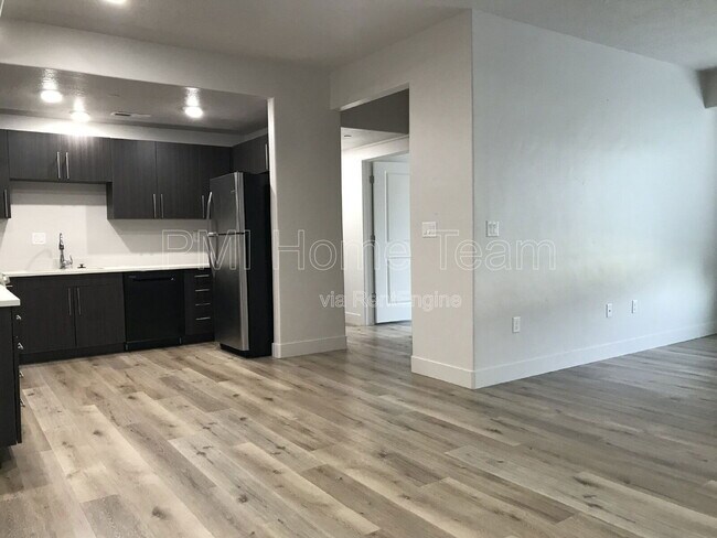 2874 Kiesel Ave unit 105, Ogden, UT 84401 - photo 2