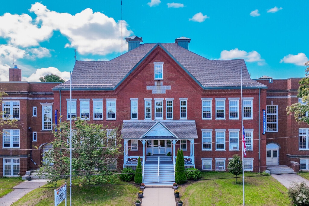 Tilton Elementary School in Mount Washington provides resources for students to thrive.