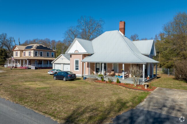 Honea Path has a multitude of housing styles.
