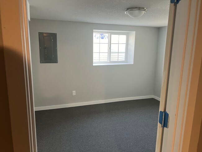 1020 Aurora Ave unit 1020 Aurora Ave, Saint Paul, MN 55104 - photo 6