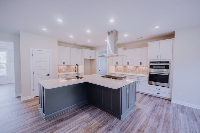 1828 Malvern Dr, Virginia Beach, VA 23456 - photo 5