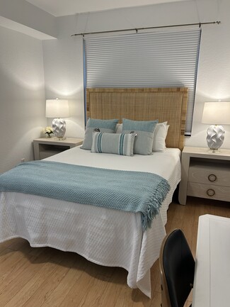 12975 Positano Cir Unit 102, Naples, FL 34105