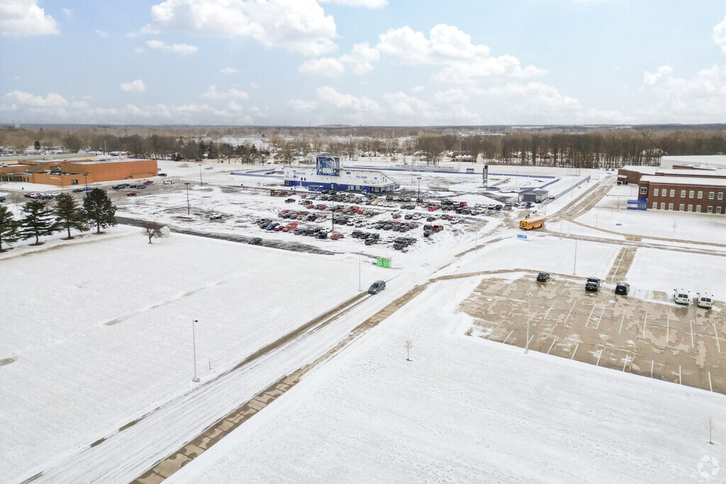 Defiance Middle School - 9