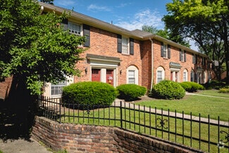 3215 Milstead Dr, Toledo, OH 43606