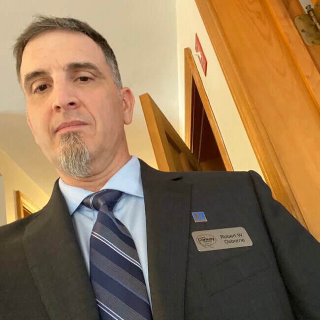Agent Photo