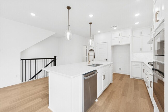 4839 Fuller Ct unit 701, Irving, TX 75038 - photo 7