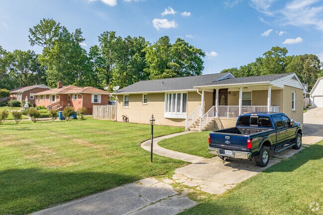Ranch homes in Hilltop offer covered front porches.