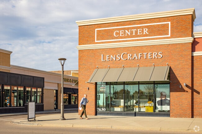 Liberty Center Shopping Mall has many famous brands where you can find your favorite for sure.