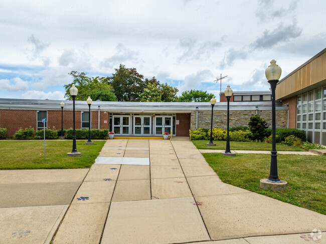 Main entrance at Edith M. Griebling Elementary School.