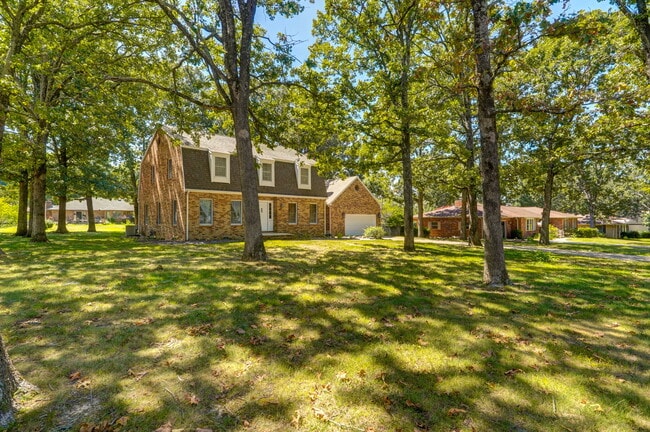 612 E Glendale St, Aurora, MO 65605 - photo 4