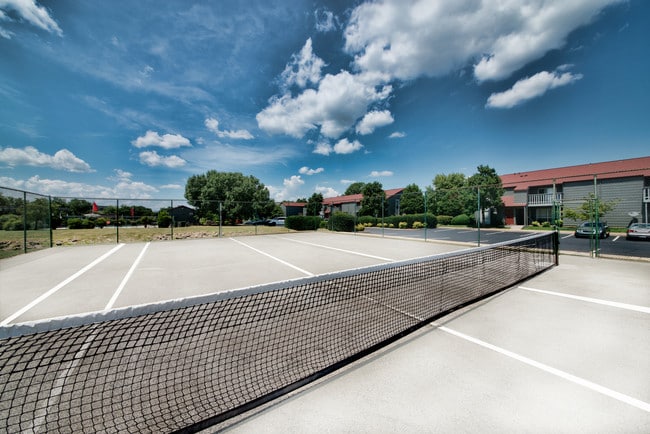 Ashford Terrace, Huntsville, AL 35816 - photo 6