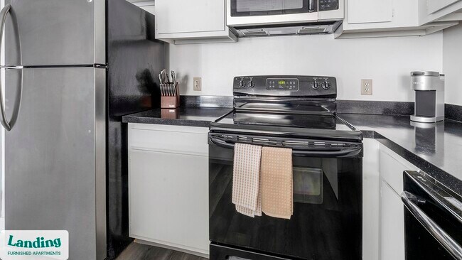 222 E Saratoga St unit 605, Baltimore, MD 21202 - photo 6