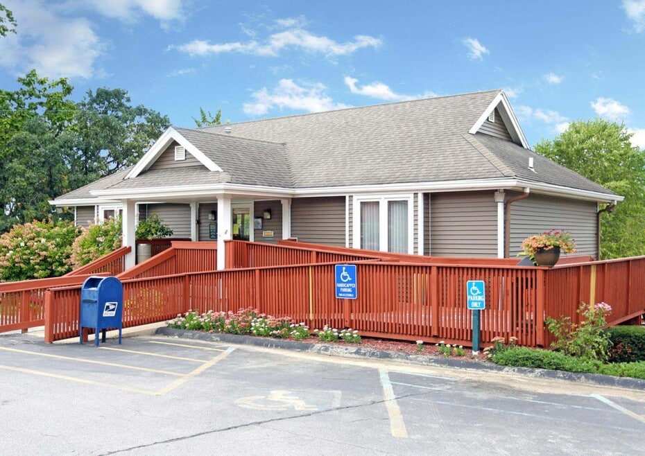 The Pointe on Fleur, Des Moines, IA 50321 - photo 1