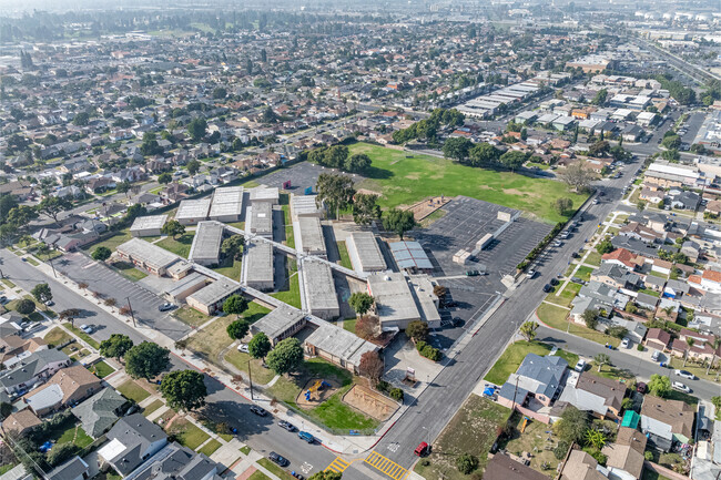 Aerial view of the entire campus at Williams Elementary School in Downey