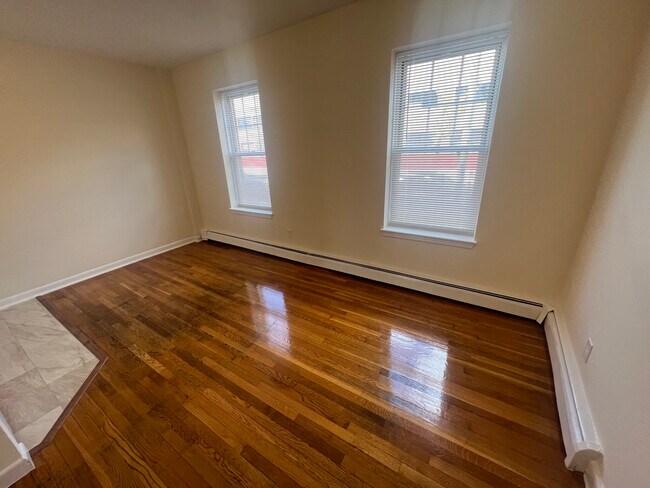 172 N Beacon St unit 3, Brighton, MA 02135 - photo 2