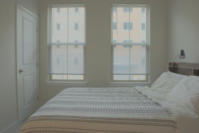 2816 Devonshire Clfs Terrace, Hyattsville, MD 20782 - photo 7