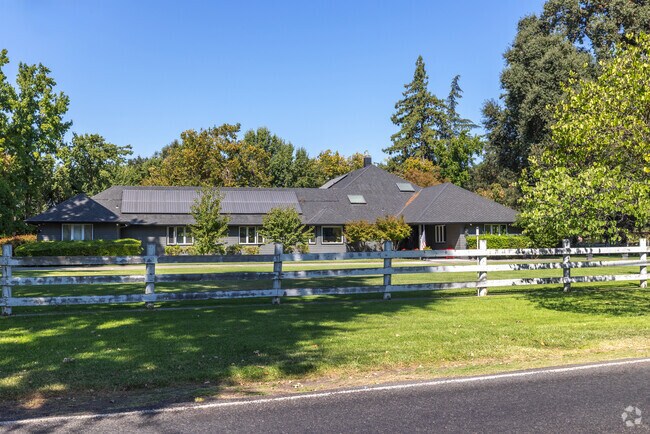 Ranch style homes can be found in Morada Ca.