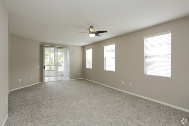 2 BR, 2 BA - 1396 Sf
