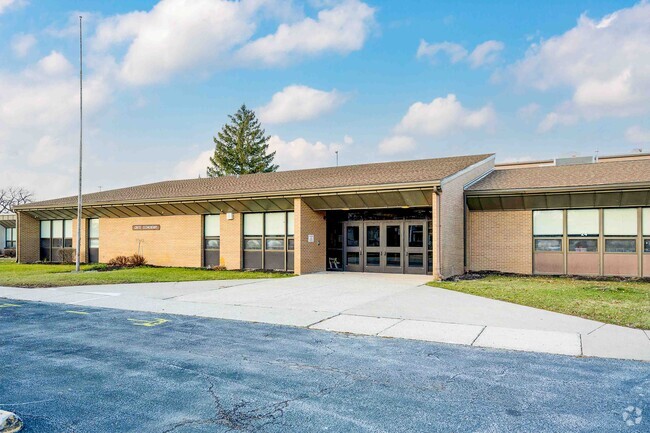 Crete Elementary School is a public school in Crete, IL.