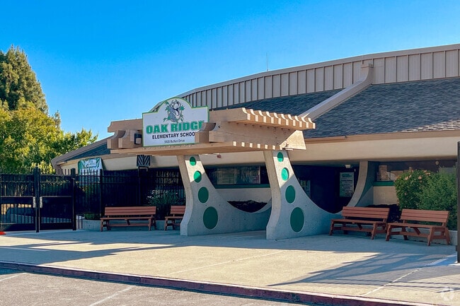 Oak Ridge Elementary provides the highest quality education in San Jose.