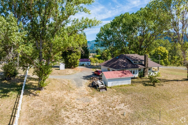 Azalea's rural homes offer the perfect blend of tranquility and natural beauty.