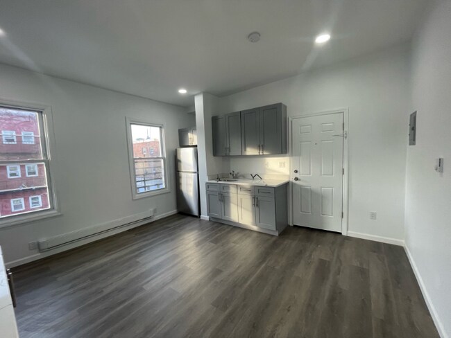78 Market St unit 5, Paterson, NJ 07505 - photo 5