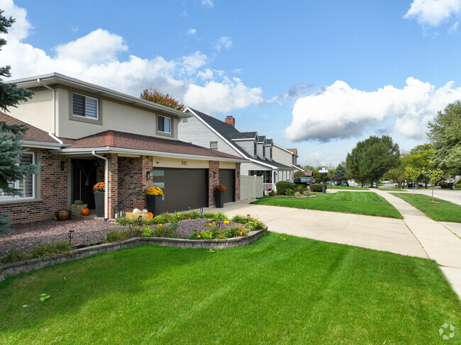 Rows of homes with well maintained lawns can be found all throughout Lockport.