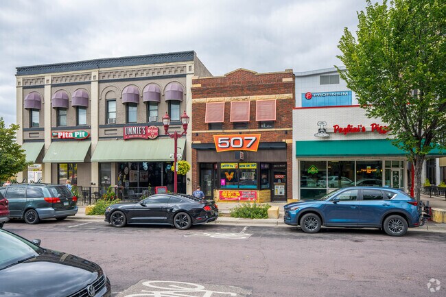 Residents in the Liberty Park neighborhood have many dining choices on Front Street.