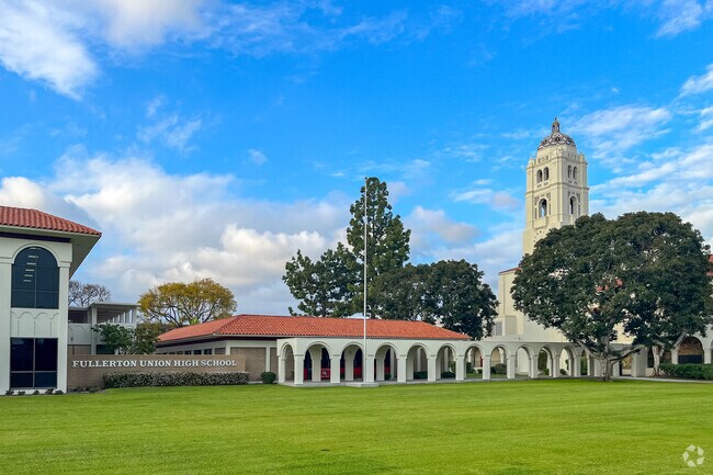 Fullerton Union High School offers an academically enriching environment.