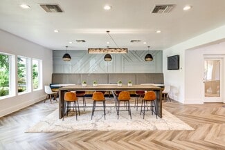 10020 W 80th St, Overland Park, KS 66204