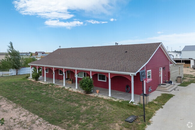 Ranch style homes are the common type of homes in Aristocrat Ranchettes.