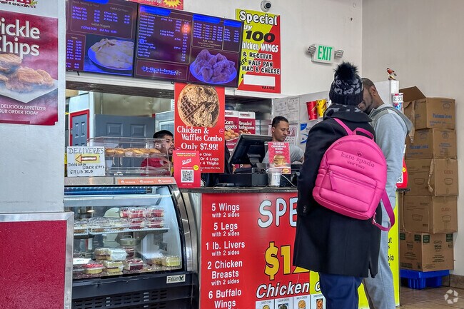 Rossville has plenty of fast food, like Hip-Hop's fish & chicken.