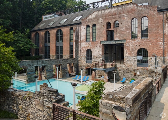 Many of the old factories in Woodberry are today chic living spaces.