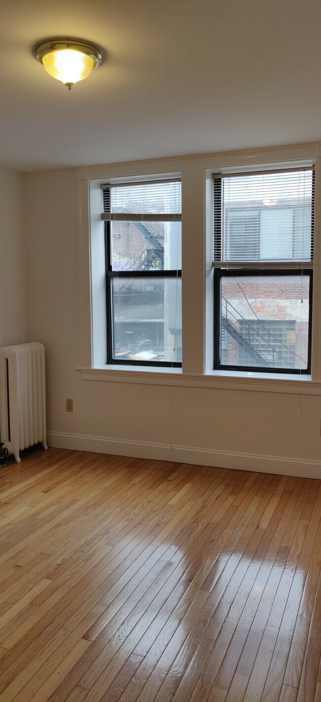 19 Peterborough St unit 9, Boston, MA 02215 - photo 7