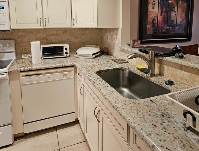 5642 Via Delray unit D, Delray Beach, FL 33484 - photo 5