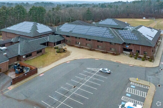 Putnam Middle School is located in Putnam, CT.