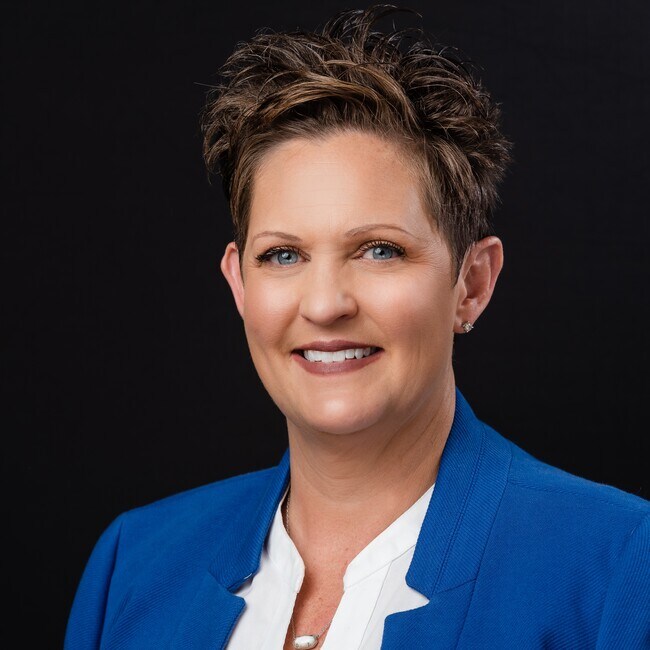 Shannon Vittitow, Real Estate Agent in Jeffersonville, IN