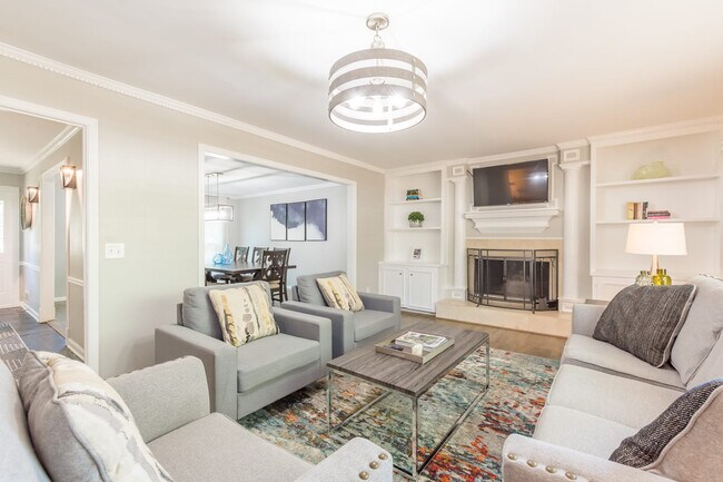 455 Cove Dr NE unit ID1019255P, Marietta, GA 30067 - photo 3