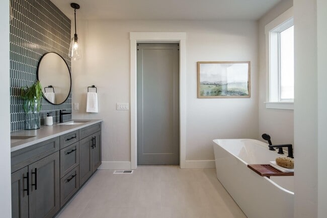 6871 N Brock River Place, Meridian, ID 83646 - photo 4