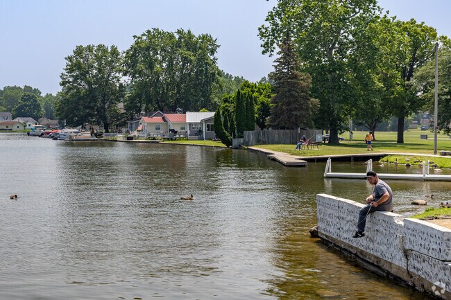 Michigan Center Lake has public access for boats and local Leoni fishers to take advantage of.