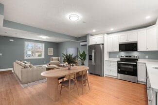 257 Columbian St, Weymouth, MA 02190
