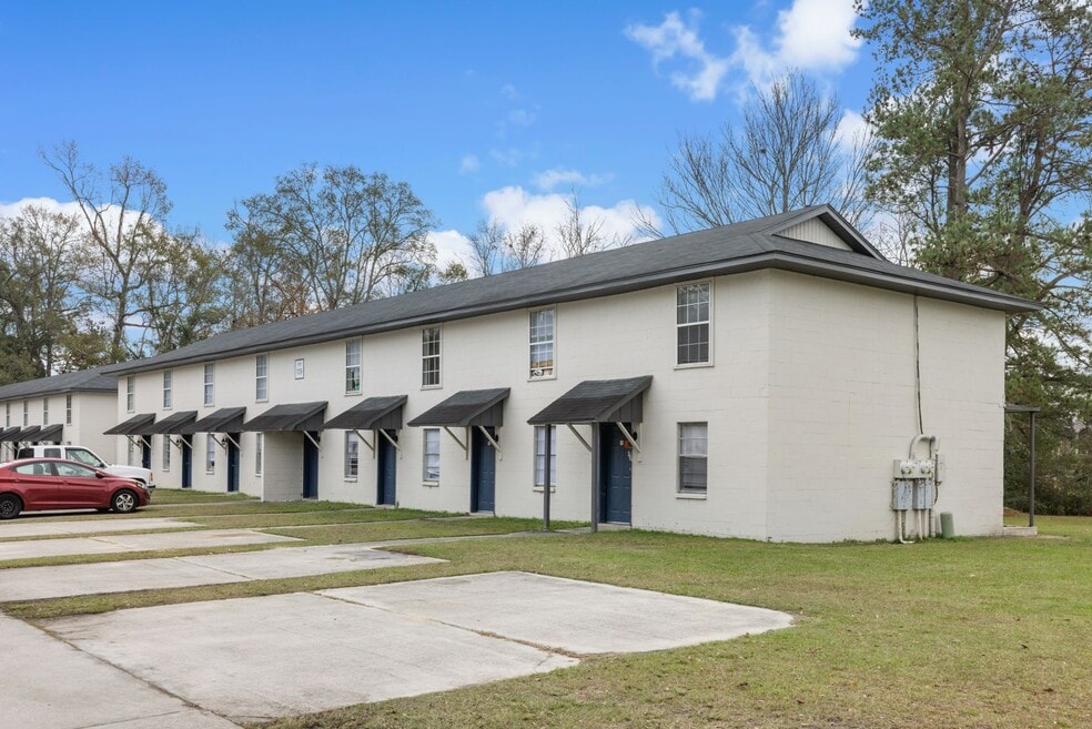 Farms at Moncks Corner, Moncks Corner, SC 29461 - photo 1