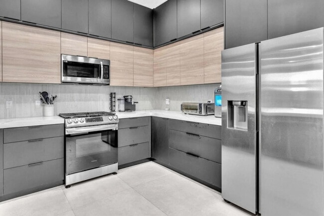 2609 Center Ave unit ID1369657P, Fort Lauderdale, FL 33308 - photo 7