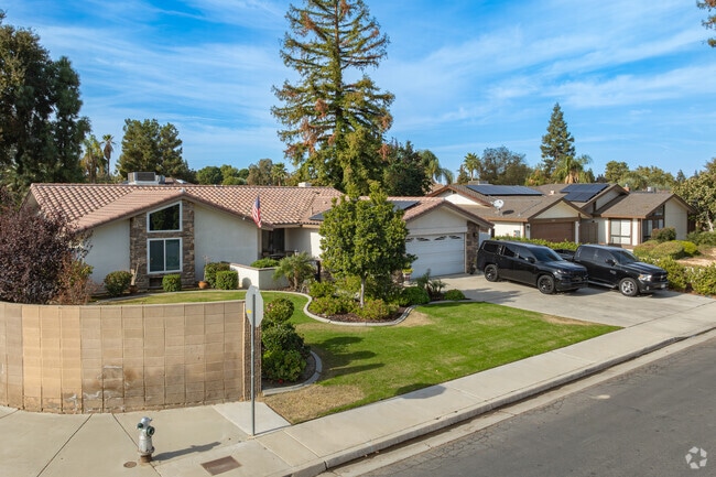 Several of the late 20th century homes in Laurelglen have solar panels.