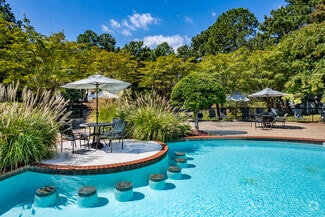 1310 Woodbend Dr, Stone Mountain, GA 30083