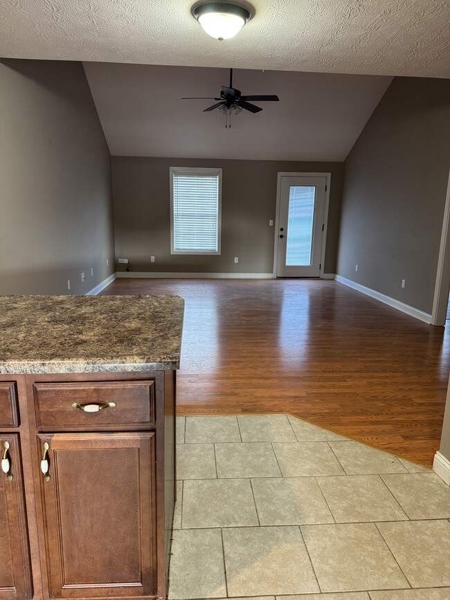 6084 Lauren Ln unit Duplex, Richmond, KY 40475 - photo 7